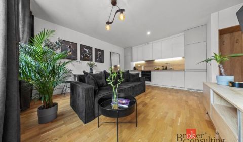 Rent One bedroom apartment, Bratislava - Staré Mesto, Slovakia