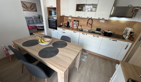 Sale Two bedroom apartment, Two bedroom apartment, M. Benku, Topoľčany