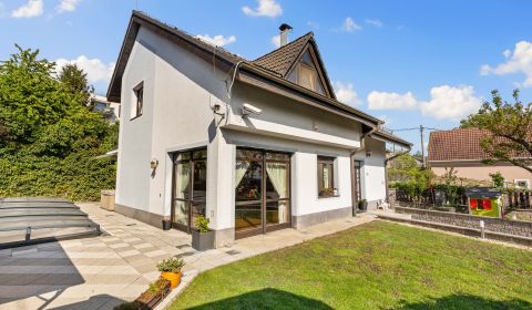Sale Family house, Family house, Jaskový rad, Bratislava - Nové Mesto,
