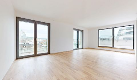METROPOLIS | Spacious 3-Bedroom Apartment with a Terrace | RIVERS