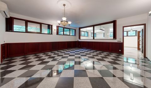A Space with Potential in Koliba – Home or Office