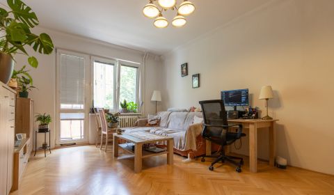 1-bedroom apartment with loggia, Trávniky