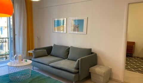 Bright 1-bedroom apartment with 2 balconies, Old Town