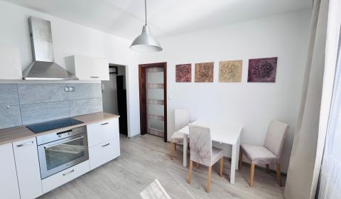 Rent Studio, Studio, S. H. Vajanského, Nové Zámky, Slovakia