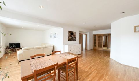 Rent Three bedroom apartment, Three bedroom apartment, Svetlá, Bratisl