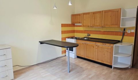 Rent Studio, Studio, Ľ.Štúra, Nové Zámky, Slovakia