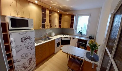 Rent Two bedroom apartment, Two bedroom apartment, Nábrežie arm. gen. 