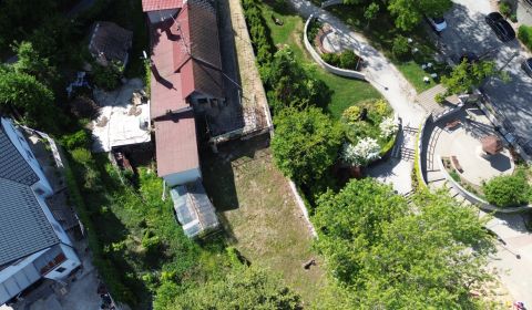 Old Dúbravka, building plot 459 m², all utilities, zoning information 