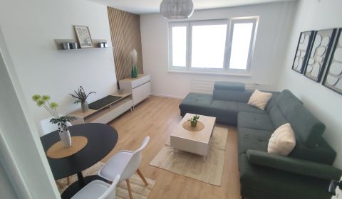 Rent Two bedroom apartment, Two bedroom apartment, Nové Zámky, Slovaki