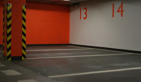 Rent Garage, Garage, Cintorínska, Bratislava - Staré Mesto, Slovakia