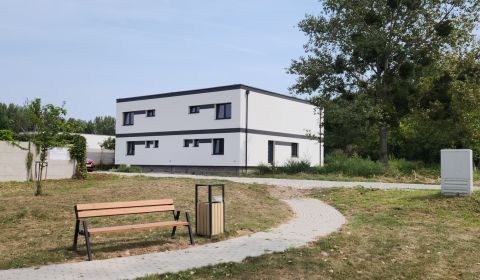 Sale Four+ bedroom apartment, Four+ bedroom apartment, Dunajská Streda