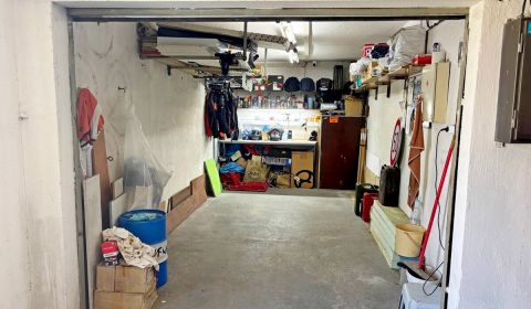 Sale Garage, Garage, Lotyšská, Bratislava - Podunajské Biskupice, Slov