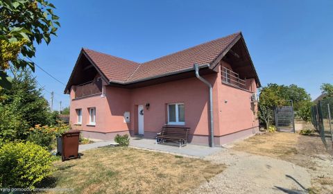 Sale Family house, Family house, Cintorínska, Nové Zámky, Slovakia