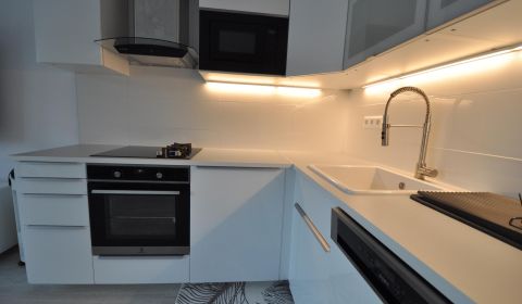 Sale One bedroom apartment, One bedroom apartment, Na križovatkách, Br
