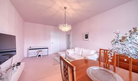 Sale Three bedroom apartment, Three bedroom apartment, E. F. Scherera,
