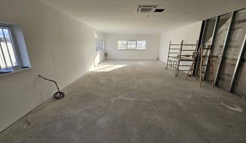 Sale Storehouses and Workshops, Storehouses and Workshops, Cementárska