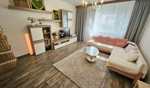 Rent Two bedroom apartment, Two bedroom apartment, Bánovce nad Bebravo