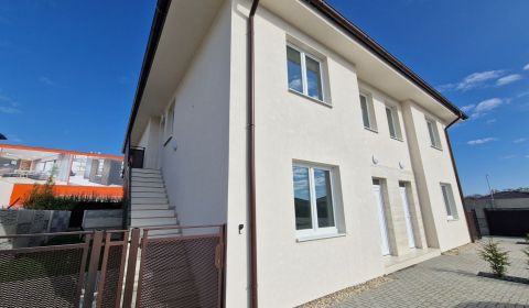 Sale Two bedroom apartment, Two bedroom apartment, Dunajská Streda, Sl