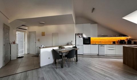 Sale Two bedroom apartment, Two bedroom apartment, Dunajská Streda, Sl