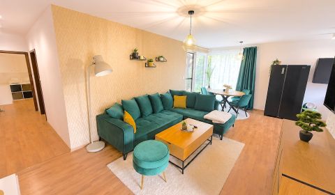 Sale Two bedroom apartment, Two bedroom apartment, Sama Tomášika, Mala
