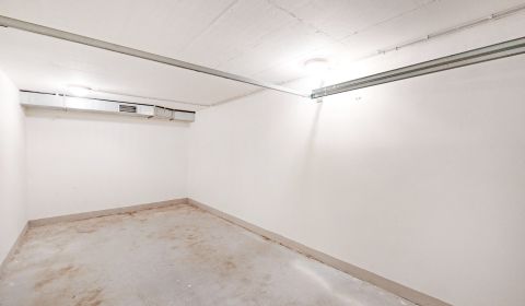 Sale Garage, Garage, Šustekova, Bratislava - Petržalka, Slovakia