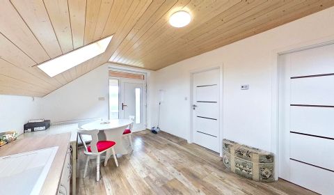 Rent Two bedroom apartment, Two bedroom apartment, Nový gýmeš, Nitra, 