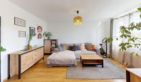 Sale Two bedroom apartment, Two bedroom apartment, Nová Doba, Galanta,