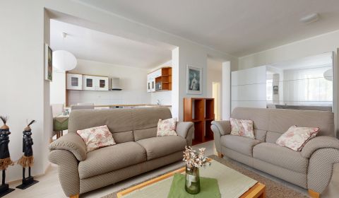 RIVERS | Spacious 3-bedroom apartment for sale
