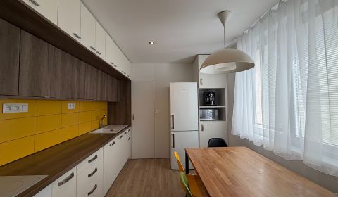 Sale Two bedroom apartment, Two bedroom apartment, A. Trajana, Piešťan