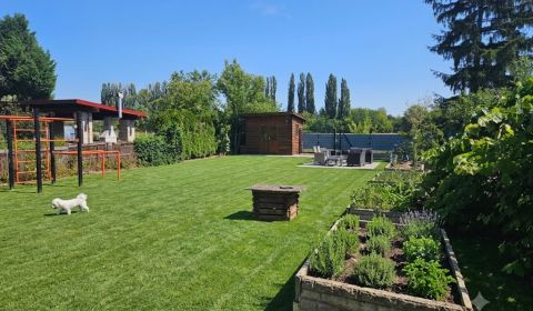 Sale Gardens, Gardens, Kamenný mlyn, Trnava, Slovakia