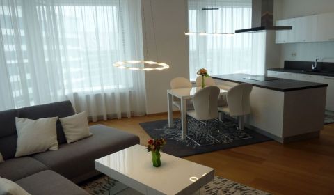 Rent Two bedroom apartment, Two bedroom apartment, Landererova, Bratis