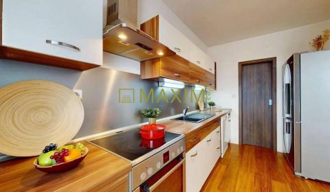 Sale Two bedroom apartment, Two bedroom apartment, Vrakuňská cesta, Br