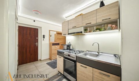 Sale Two bedroom apartment, Two bedroom apartment, Sústružnícka, Komár