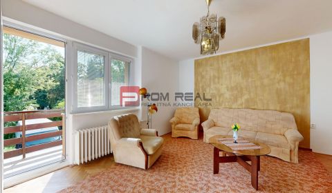 Rent Three bedroom apartment, Three bedroom apartment, Moyzesova, Pezi