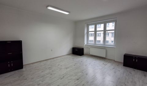 Rent Offices, Offices, Škultétyho 4, Martin, Slovakia