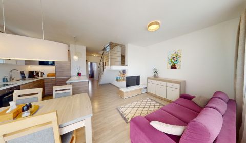 Sale Three bedroom apartment, Three bedroom apartment, Cementárenská, 