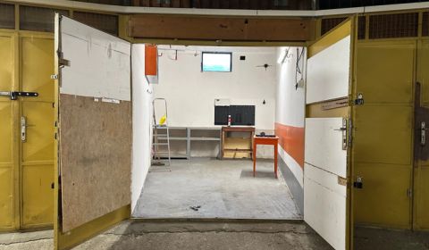 Sale Garage, Garage, Pionierska, Bratislava - Nové Mesto, Slovakia