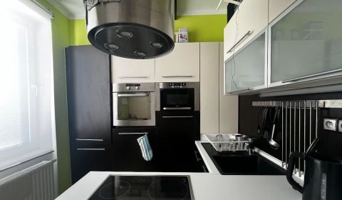 Rent Two bedroom apartment, Two bedroom apartment, Nové Zámky, Nové Zá