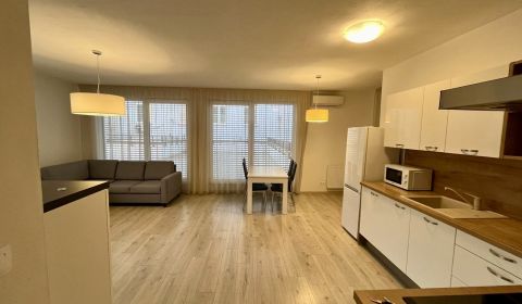 Rent Two bedroom apartment, Two bedroom apartment, Dunajská, Bratislav