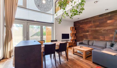 Rent Two bedroom apartment, Bratislava - Nové Mesto, Slovakia