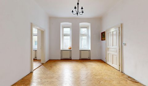Old Town apartment in original condition - Heydukova Street 