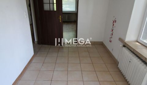 Sale Two bedroom apartment, Two bedroom apartment, Študentská, Snina, 