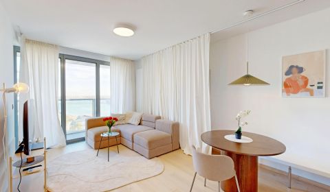 Eurovea Tower: terrace, garage parking, A/C, Bratislava Downtown