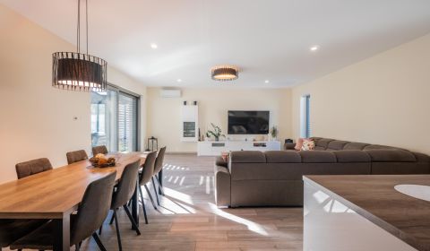 Modern Family Home in Viničné with Spacious Garden and Garage