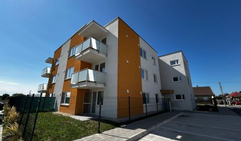 Sale Two bedroom apartment, Two bedroom apartment, Šamot, Dunajská Str
