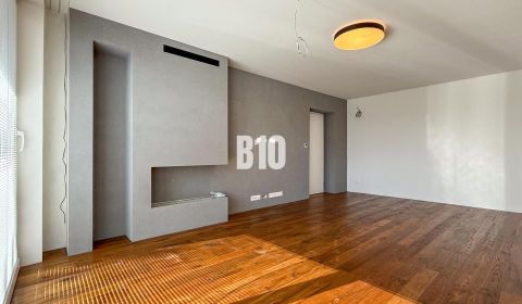 Sale Three bedroom apartment, Three bedroom apartment, Trenčín, Slovak