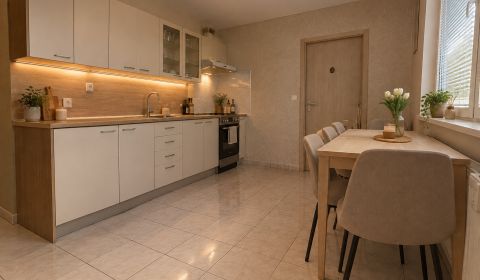Sale One bedroom apartment, One bedroom apartment, Mochovská, Levice, 