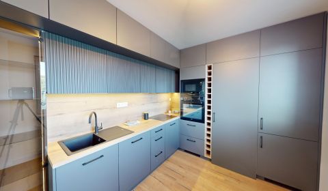 Sale Two bedroom apartment, Two bedroom apartment, Pádivého, Trenčín, 