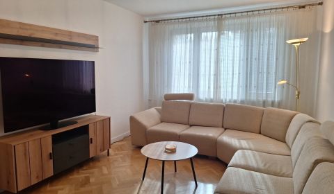 Rent One bedroom apartment, One bedroom apartment, Banská Bystrica, Sl