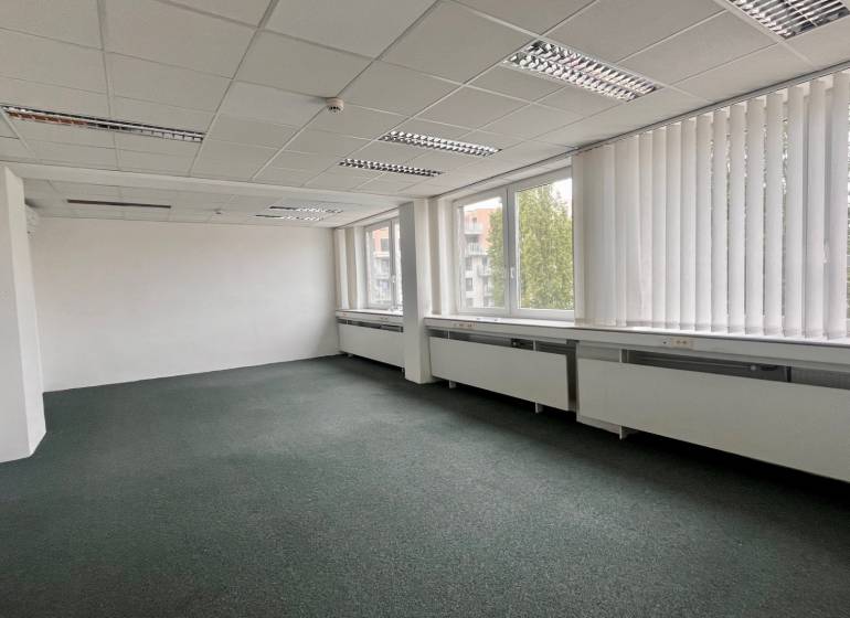 Office spaces with carpets, air conditioning, and large windows on Drieňová in Bratislava - Ružinov.